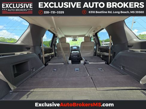 Used 2020 Ford Expedition XLT w/ Equipment Group 202A image 11