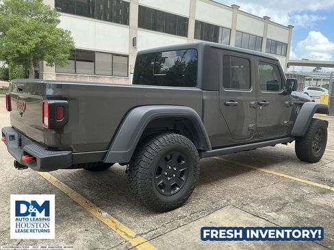 Used 2022 Jeep Gladiator Mojave w/ Trailer Tow Package AWD/4WD image 5