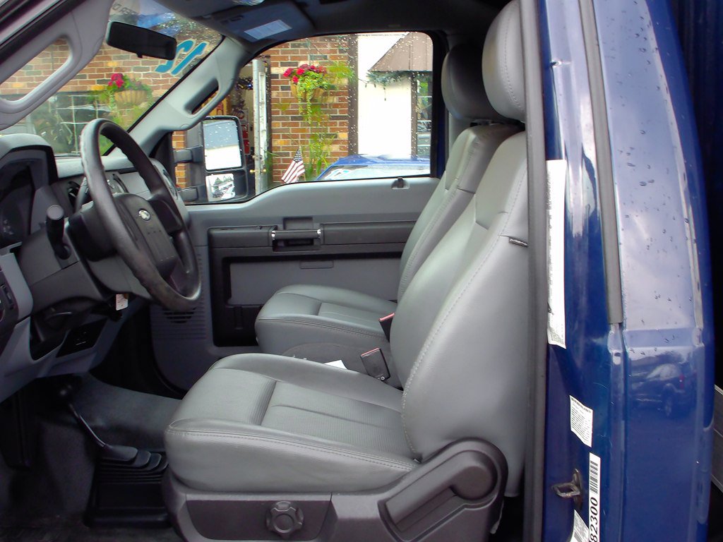 Used 2012 Ford F550 4x4 Regular Cab Super Duty w/ Payload Upgrade Pkg image 12