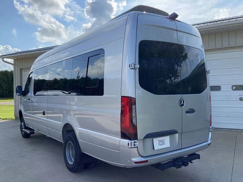 Used 2023 Mercedes-Benz Sprinter 3500 image 5