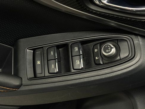 Used 2018 Subaru Crosstrek 2.0i Limited image 21