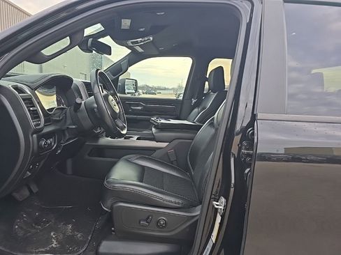 Used 2019 RAM 1500 Sport w/ Level 2 Equipment Group AWD/4WD image 8