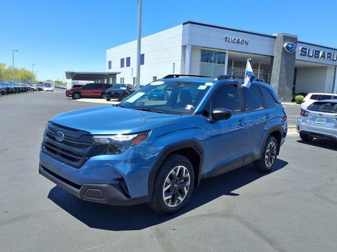 Used 2025 Subaru Forester w/ Convenience Package #2 AWD/4WD image 6