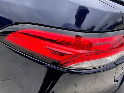 Used 2020 Toyota Corolla SE FWD image 29