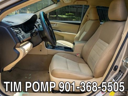 Used 2015 Toyota Camry LE FWD image 11