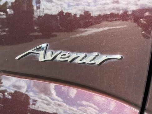 Used 2023 Buick Enclave Avenir w/ Avenir Technology Package AWD/4WD image 8