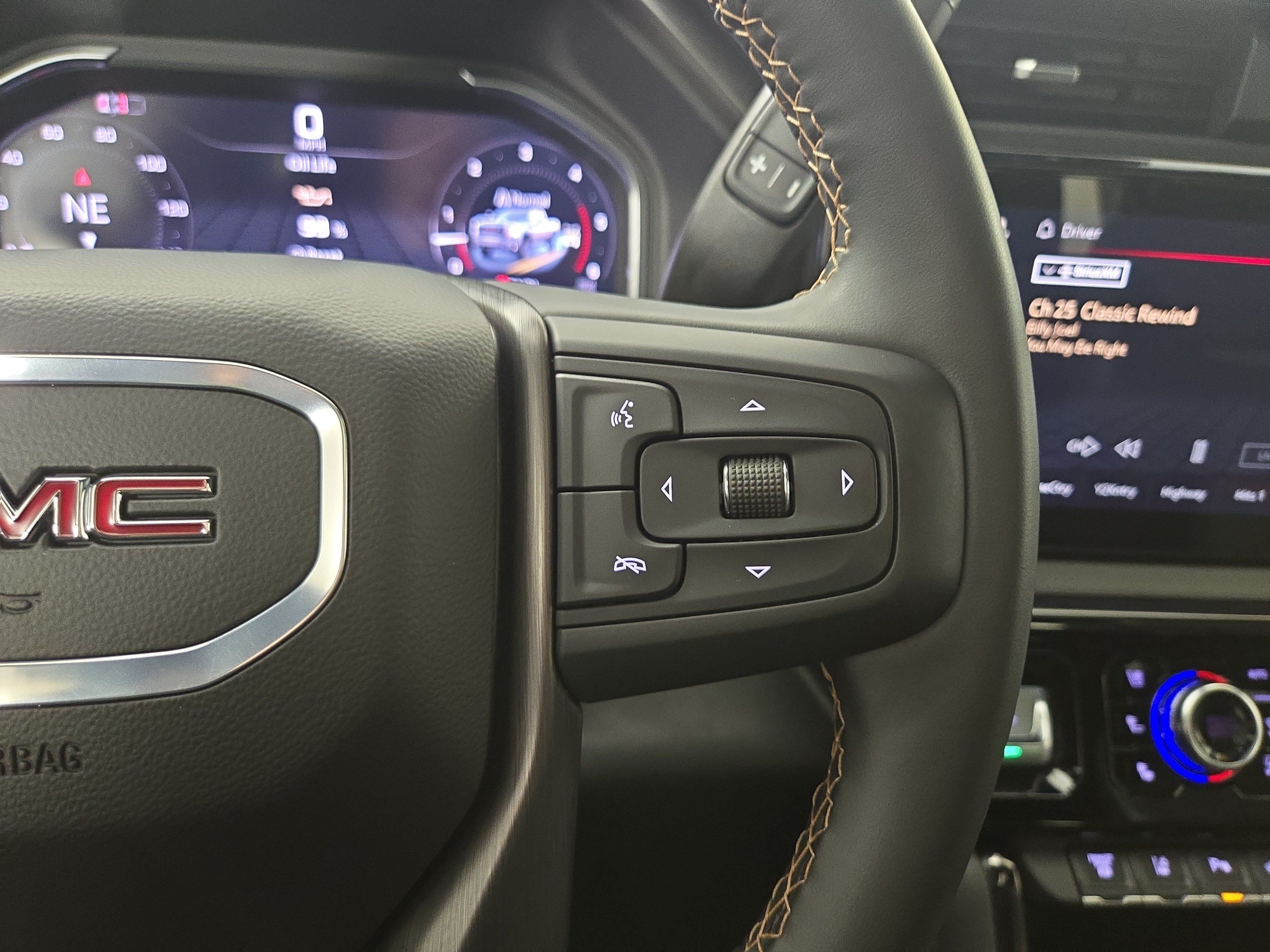 Certified 2025 GMC Sierra 2500 AT4 w/ AT4 Premium Plus Package AWD/4WD image 16