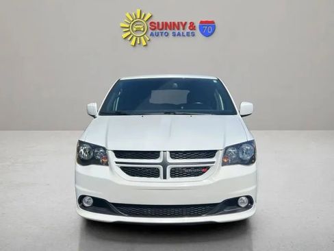 Used 2019 Dodge Grand Caravan GT FWD image 3