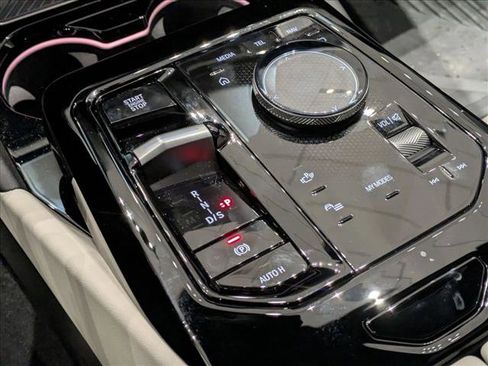 Used 2026 BMW 530i xDrive 530i xDrive w/ M Sport Package image 11