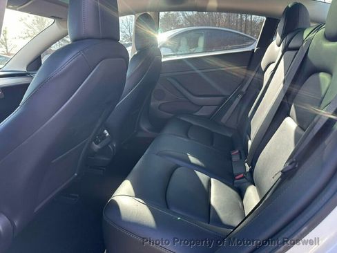 Used 2022 Tesla Model 3 Performance image 18