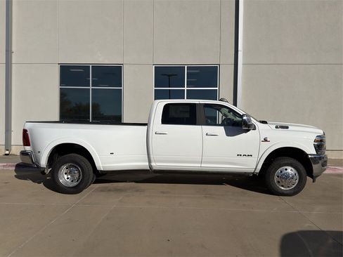 New 2026 RAM 3500 Longhorn image 4