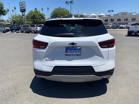 Used 2023 Chevrolet Blazer LT image 9