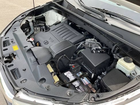 Used 2016 Toyota Highlander XLE AWD/4WD image 60