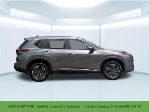 Certified 2025 Nissan Rogue SV FWD image 9