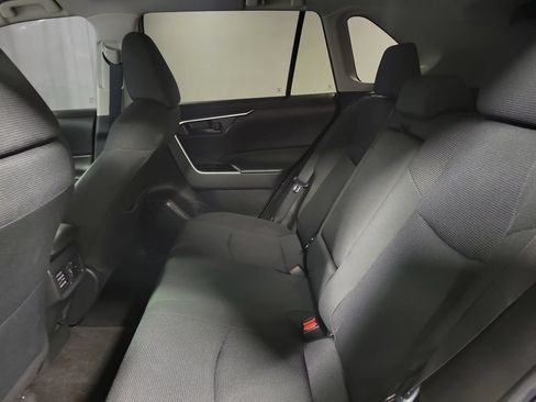 Used 2023 Toyota RAV4 LE AWD/4WD image 19