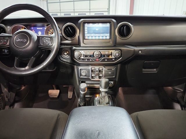 Used 2022 Jeep Gladiator Sport AWD/4WD image 23