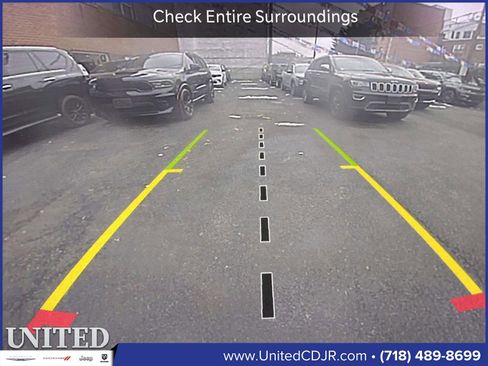 Used 2022 Jeep Grand Cherokee Limited image 32