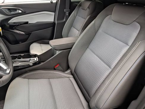 New 2026 Chevrolet Trax LT w/ Driver Confidence Package FWD image 10
