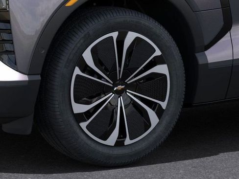 New 2025 Chevrolet Blazer EV LT w/ Super Cruise Package image 9