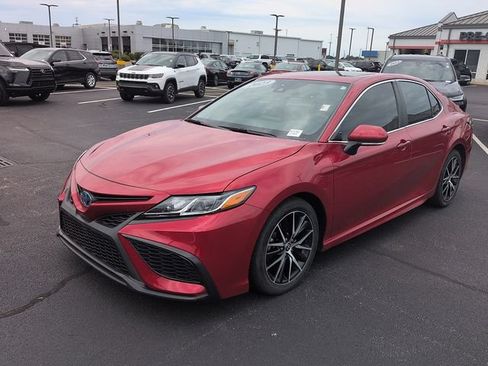 Certified 2023 Toyota Camry SE w/ Audio Upgrade Package FWD image 3
