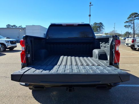 Used 2022 Chevrolet Silverado 1500 Custom Trail Boss w/ Midnight Edition image 7