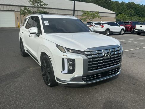 Used 2023 Hyundai Palisade Calligraphy FWD image 6