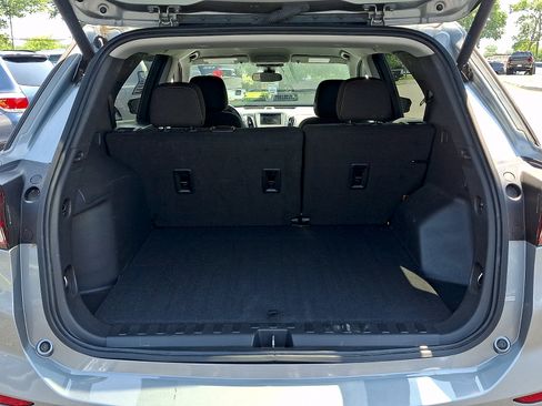 Certified 2023 Chevrolet Equinox LT FWD image 28