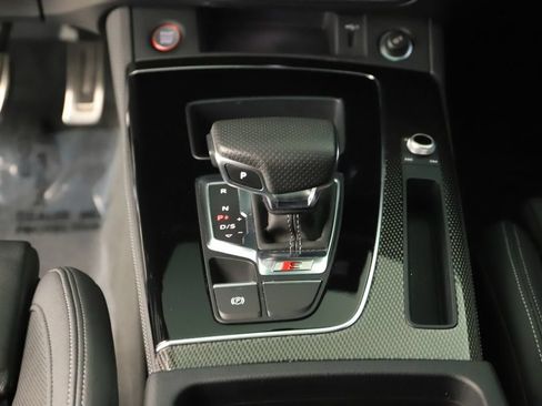 Certified 2024 Audi SQ5 Premium Plus AWD/4WD image 21