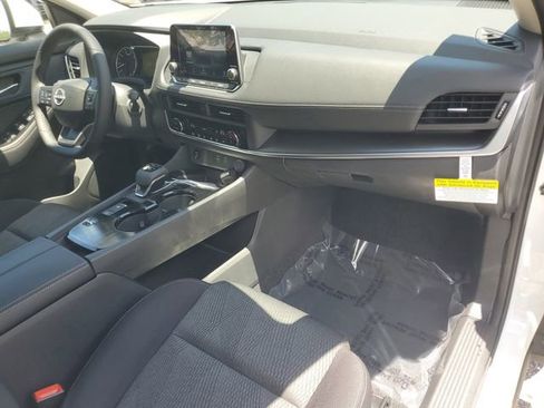 New 2026 Nissan Rogue SV image 27