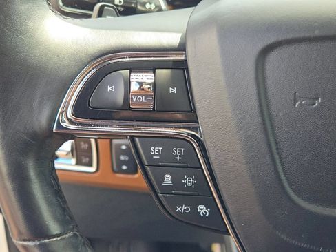 Used 2024 Lincoln Navigator Reserve AWD/4WD image 36