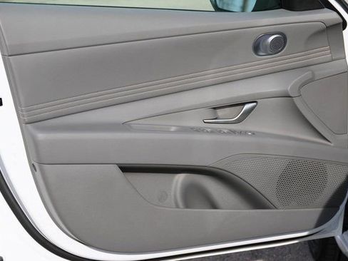 New 2026 Hyundai Elantra SEL Sport Premium w/ Cargo Package FWD image 9