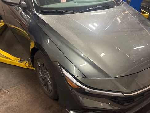 Used 2024 Hyundai Elantra SEL FWD image 2