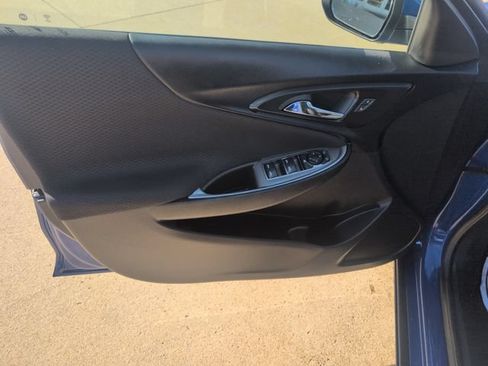 Used 2023 Chevrolet Malibu LT FWD image 12