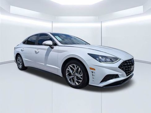 Used 2021 Hyundai Sonata SEL FWD image 2