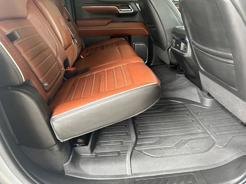 Used 2023 GMC Sierra 1500 Denali Ultimate AWD/4WD image 38