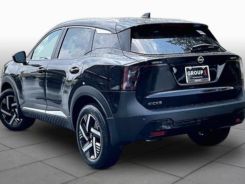 New 2026 Nissan Kicks SV w/ SV Premium Package FWD image 12