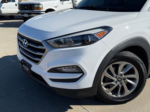 Used 2018 Hyundai Tucson SEL Plus w/ Cargo Package AWD/4WD image 21