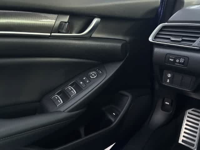 Used 2021 Honda Accord Sport image 40