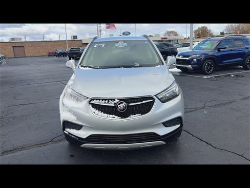 Used 2022 Buick Encore Preferred w/ Safety Package image 3