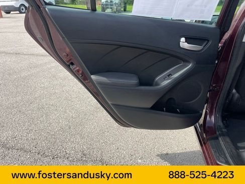 Used 2017 Kia Forte LX FWD image 16
