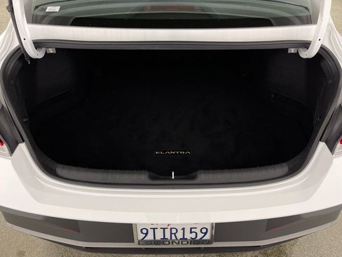 Certified 2025 Hyundai Elantra Sport FWD image 11