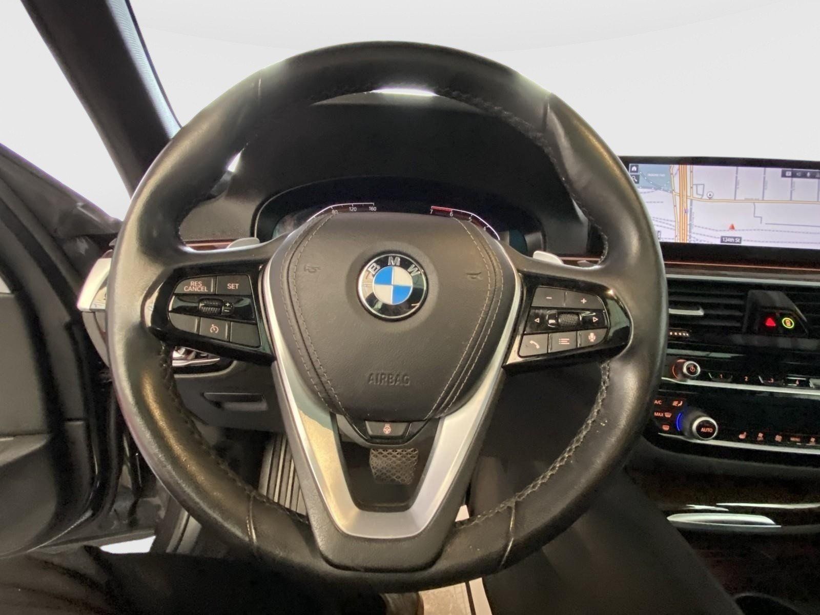Used 2020 BMW 530i xDrive w/ Convenience Package AWD/4WD image 29