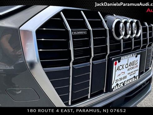 Used 2025 Audi Q3 2.0T Premium w/ Convenience Package AWD/4WD image 20