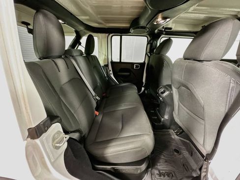 Used 2023 Jeep Wrangler Unlimited w/ Cold Weather Group AWD/4WD image 27