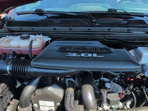 Used 2022 RAM 1500 Laramie AWD/4WD image 57