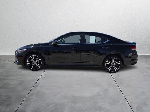 Used 2023 Nissan Sentra SR image 3