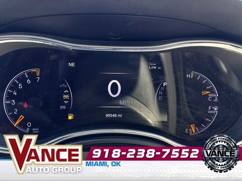 Used 2019 Jeep Grand Cherokee Altitude image 34