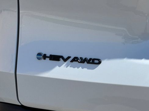 Used 2026 Toyota Grand Highlander AWD Hybrid image 32