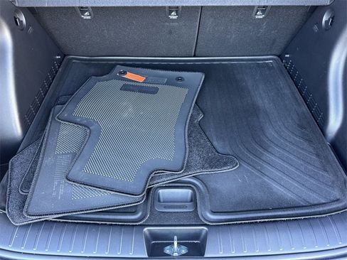 Used 2025 Hyundai Kona Limited image 18