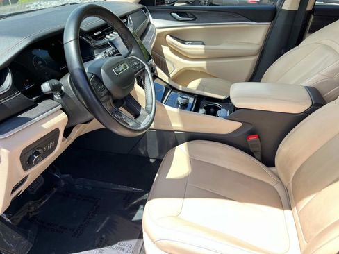 Used 2022 Jeep Grand Cherokee L Limited image 29